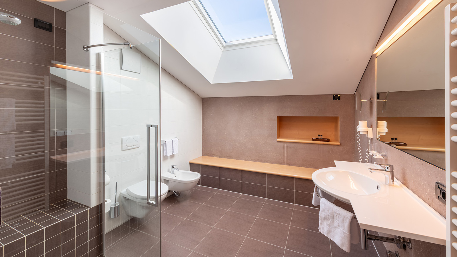 Grandependance - Deluxe